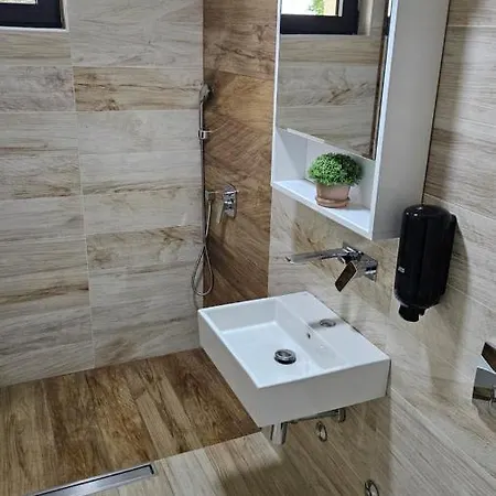 Szálloda Altura Nuova *